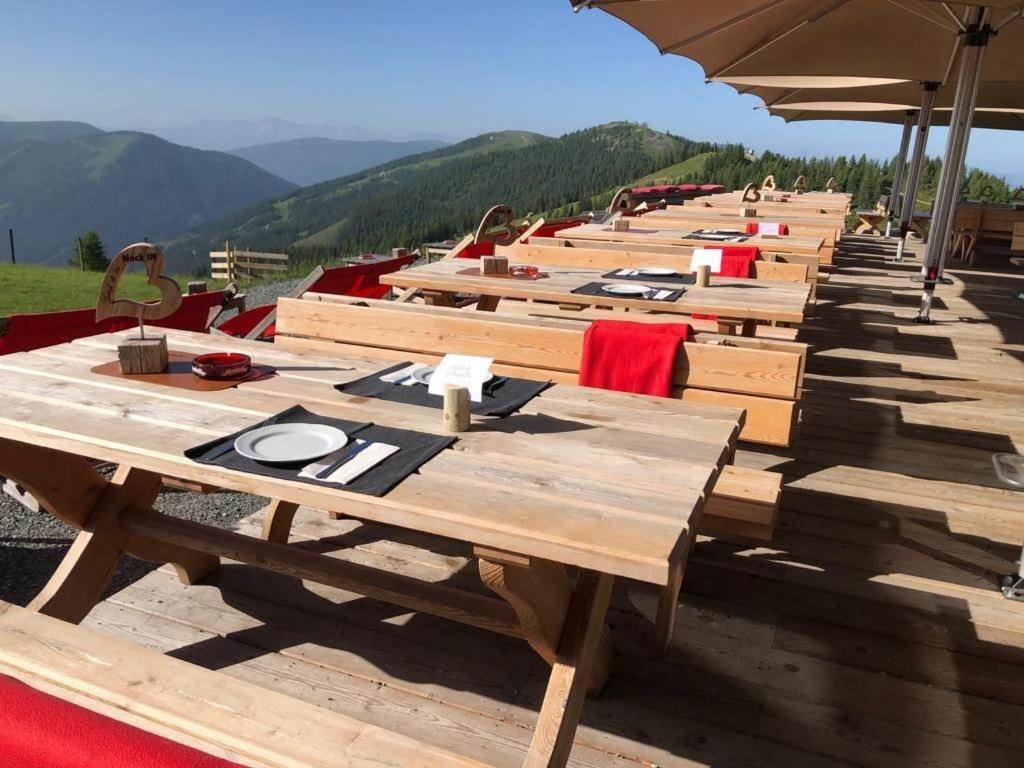 Schi- Und Wanderhotel Berghof Bad Kleinkirchheim Exteriör bild